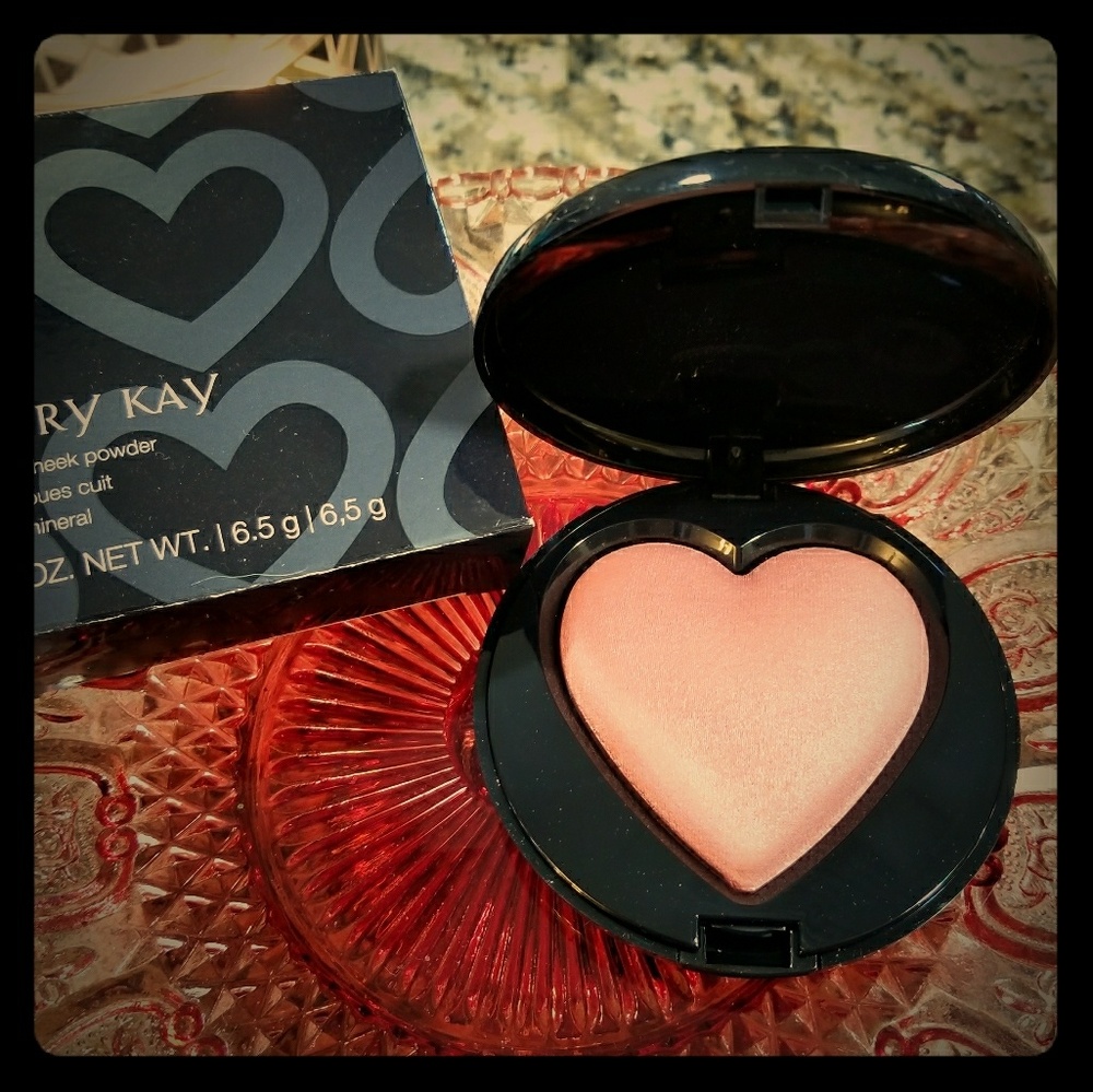 Cheek Powder